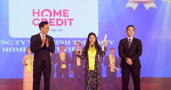 Home Credit vinh dự nhận giải thưởng Rồng Vàng lần thứ sáu