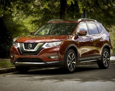 Giá xe ôtô hôm nay 4/3: Nissan X-Trail giảm 30 triệu đồng