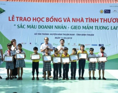 “Sắc màu doanh nhân – Gieo mầm tương lai”