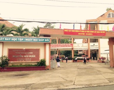 TP Hồ Chí Minh: Trường THPT Nguyễn Hữu Huân né tránh hay thiếu tôn trọng 'trát' tòa?