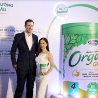 Vinamilk ra mắt sữa công thức trẻ em chuẩn Organic châu Âu đầu tiên tại Việt Nam