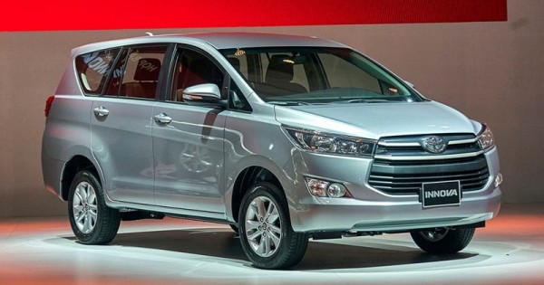 Giá xe ôtô hôm nay 10/6: Toyota Innova có giá 771-971 triệu đồng