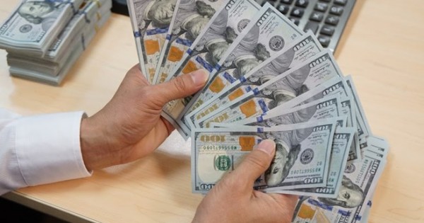 Tỷ giá USD hôm nay 18/6: Giá USD quay đầu giảm