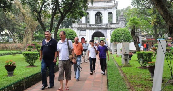 Hà Nội đón gần 14,4 triệu lượt khách du lịch trong 6 tháng