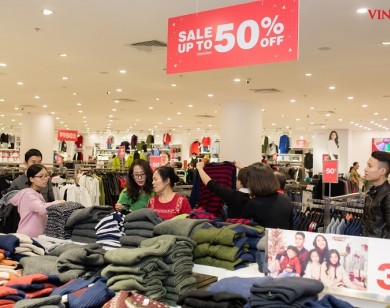 Hơn 800 thương hiệu khuyến mại đặc biệt trong mùa lễ hội Red Sale Carnival 2019