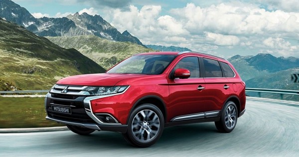 Giá xe ôtô hôm nay 19/7: Mitsubishi Outlander giảm mạnh