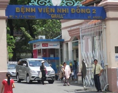 TP Hồ Chí Minh: Bệnh viện Nhi đồng 2 kê nhầm thuốc, bé gái 20 tháng tuổi cấp cứu