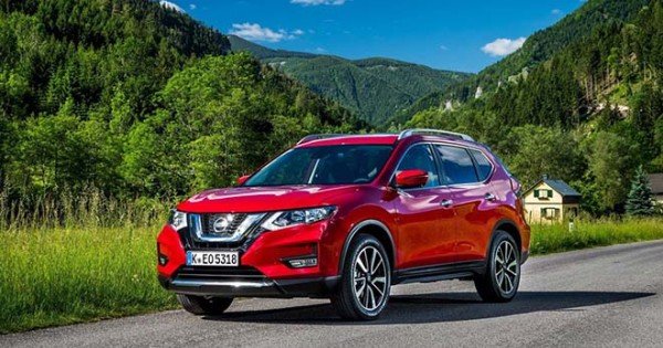 Giá xe ôtô hôm nay 9/8: Nissan X-Trail tặng phụ kiện và 20 triệu đồng