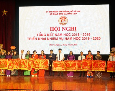 Chủ tịch Nguyễn Đức Chung: Phát triển giáo dục Thủ đô hội nhập khu vực và thế giới