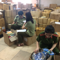 Phát hiện và tịch thu gần 10 vạn cuốn sách in lậu tại Hà Nội