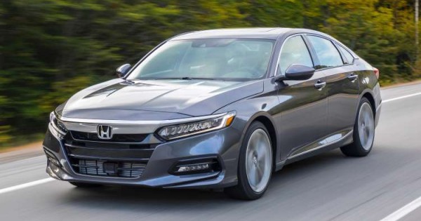 Giá xe ôtô hôm nay 19/8: Honda Accord có giá 1,203 tỷ đồng