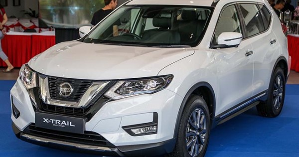 Giá xe ôtô hôm nay 12/9: Nissan X-Trail tặng quà và 20 triệu đồng tiền mặt