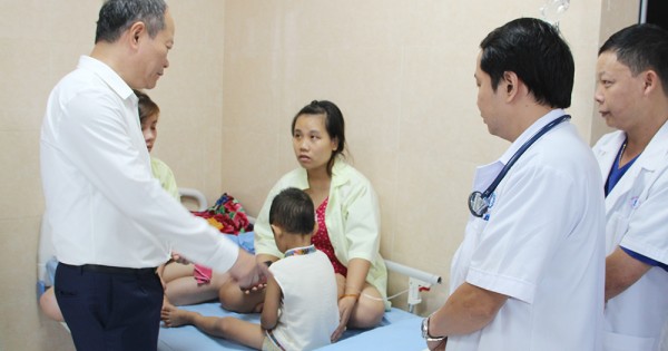 Phú Thọ: 80 trẻ mầm non nhập viện nghi ngộ độc thực phẩm