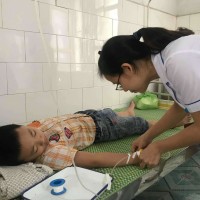 Hải Dương: 70 học sinh tiểu học nhập viện nghi ngộ độc thực phẩm sau bữa ăn bán trú