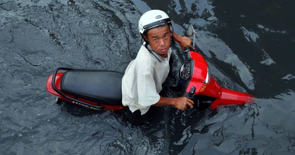 TP Hồ Chí Minh: Vì sao dồn tiền tỷ cho chống ngập càng ngập sâu hơn?