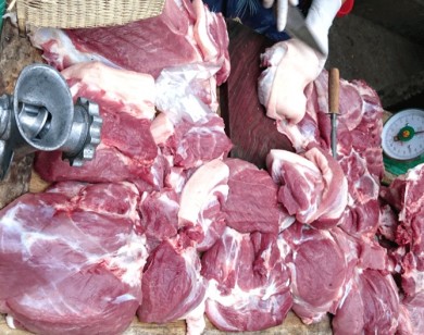 Thịt lợn tăng giá chóng mặt, nhiều hàng ăn trên địa bàn Hà Nội tăng giá theo