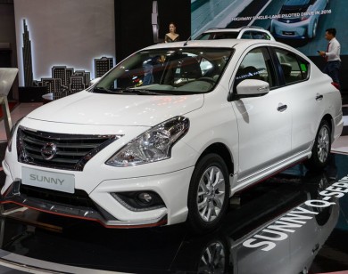 Giá xe ôtô hôm nay 21/11: Nissan Sunny tặng 20 triệu đồng