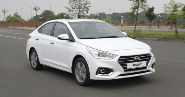 Giá xe ôtô hôm nay 23/11: Hyundai Accent giảm nhẹ