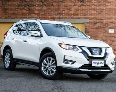 Giá xe ôtô hôm nay 29/11: Nissan X-Trail có giá 839-1.023 triệu đồng