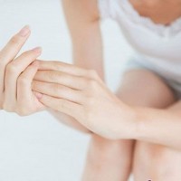Bí quyết để tay không nứt nẻ, khô ráp mùa đông