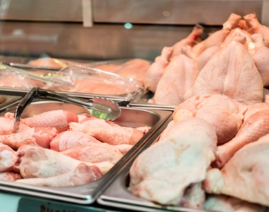 Đề xuất giảm thuế nhập khẩu thịt gà, thịt lợn từ Mỹ