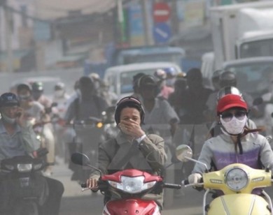 Bộ Y tế khuyên người dân hạn chế ra ngoài khi không khí ô nhiễm nặng