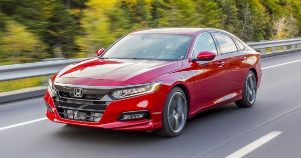 Giá xe ôtô hôm nay 30/12: Honda Accord có giá 1,203 tỷ đồng