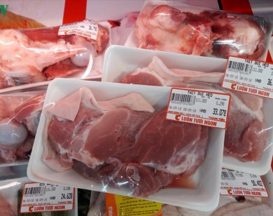 Thịt heo nhập khẩu giá rẻ hơn 5 lần so với thịt heo trong nước