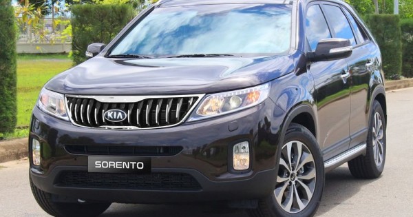 Giá xe Kia Sorento tháng 1/2020: Dao động từ 799 - 949 triệu đồng