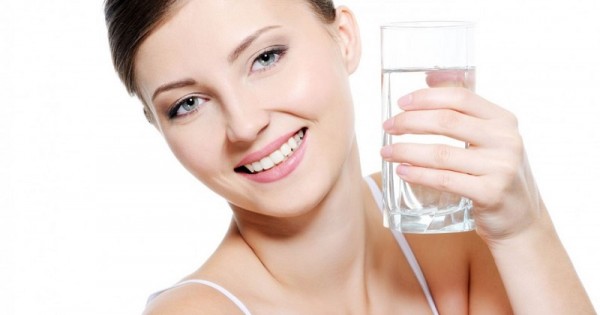 4 sai lầm khi uống nước ảnh hưởng nghiêm trọng tới sức khỏe