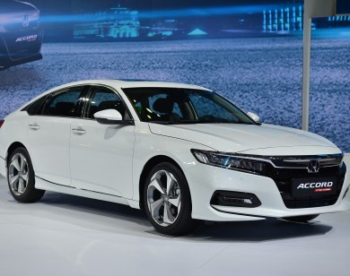 Giá xe ôtô hôm nay 17/1: Honda Accord có giá 1.319-1.329 triệu đồng