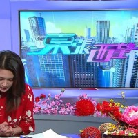 Hoa hậu phải xin lỗi vì bán khẩu trang giá cao giữa đại dịch corona