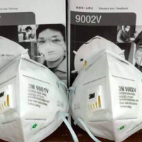 Lo sợ virus corona, người Sài Gòn lùng mua khẩu trang N95 bất chấp giá “trên trời”