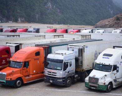 Cho phép tiếp tục xuất nhập khẩu hàng hóa qua biên giới Việt – Trung