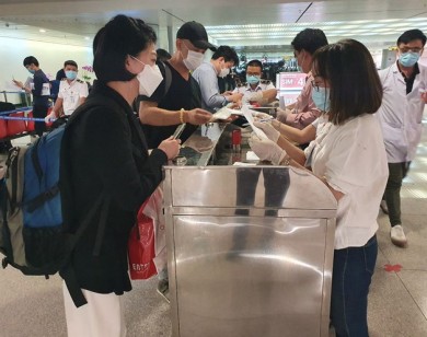 Cách ly 3 khách Hàn Quốc từ “ổ dịch” Daegu đến TP Hồ Chí Minh