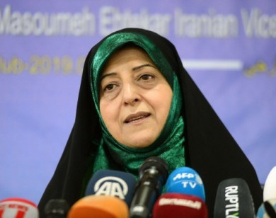 Phó Tổng thống Iran nhiễm COVID-19
