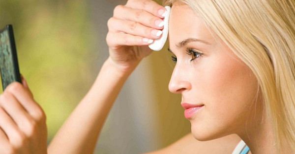 Bí quyết chọn đồ trang điểm trong mùa hè bạn phải biết