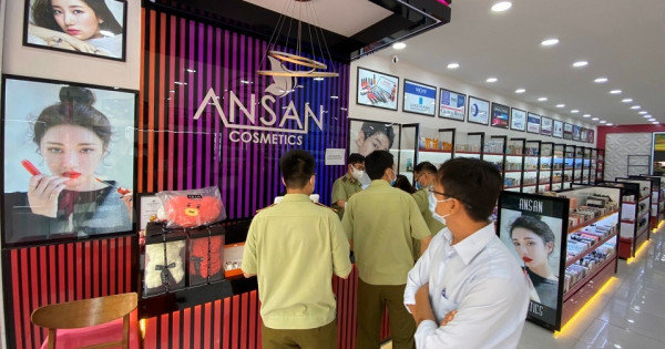 Ansan Cosmetics bán mỹ phẩm có dấu hiệu giả mạo