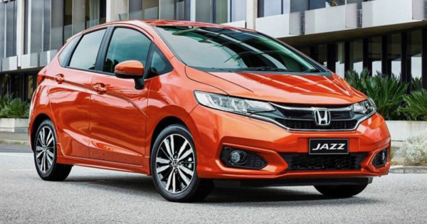 Giá xe ôtô hôm nay 7/4: Honda Jazz dao động từ 544 - 624 triệu đồng