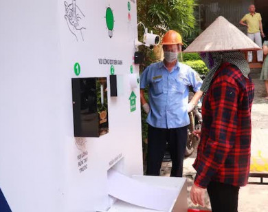 Sau “ATM gạo” đã có thêm “ATM cơm” cho người nghèo tại TP Hồ Chí Minh