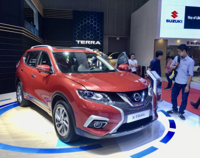 Giá xe ôtô hôm nay 20/4: Nissan X-Trail tặng 50% phí trước bạ cùng phụ kiện