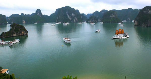 Quảng Ninh cho phép tham quan vịnh Hạ Long từ trưa ngày 1/5