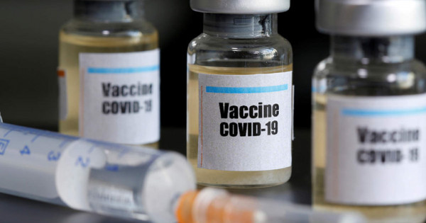 Việt Nam bước đầu tiêm thử nghiệm vaccine phòng COVID-19 trên chuột