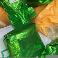 Thu giữ số lượng lớn bột chế biến trà sữa, nước trái cây không rõ nguồn gốc