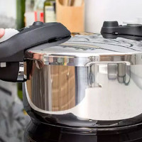 Những lưu ý giúp chị em nội trợ sử dụng nồi áp suất an toàn