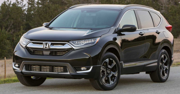 Giá xe ôtô hôm nay 4/6: Honda CRV dao động từ 983-1.093 triệu đồng