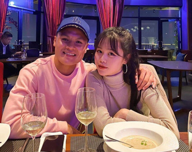 Quang Hải làm kỷ niệm một tháng hẹn hò với bạn gái mới Huỳnh Anh