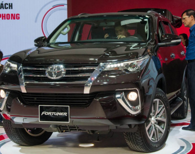 Giá xe ôtô hôm nay 12/6: Toyota Fortuner dao động từ 1,033 - 1,354 tỷ đồng
