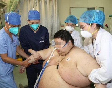 Nam thanh niên tăng 100kg sau 5 tháng cách ly vì dịch Covid-19