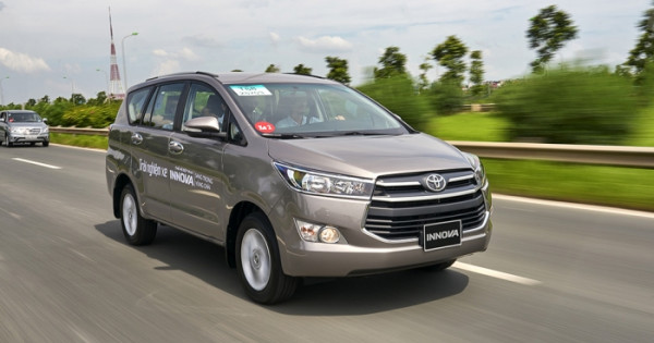 Giá xe ôtô hôm nay 20/6: Toyota Innova ưu đãi 40 triệu đồng